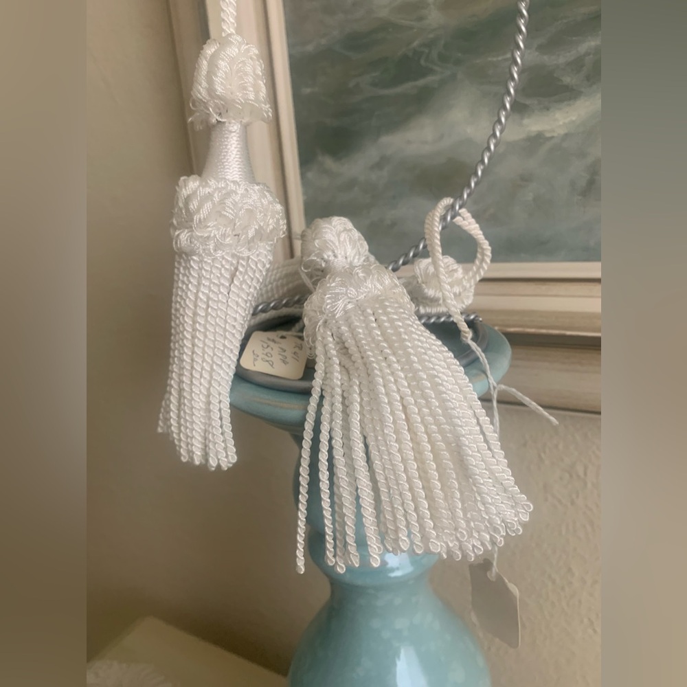 NEW Lot of 3 White Tassels - Picture 11 of 11